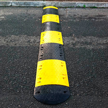 Lombada de Borracha para Estacionamento em Água Rasa